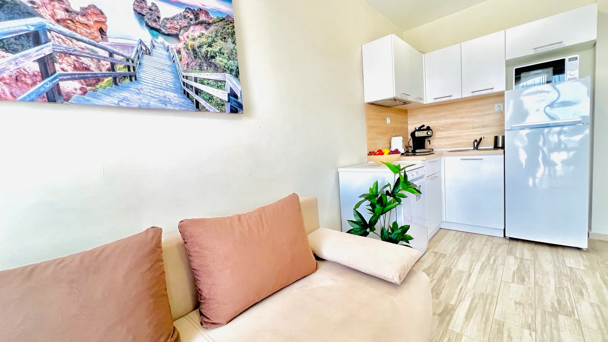 Family Apartment — 2 bedrooms, 75 m² 2